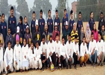 वालीबाल प्रतियोगिता में अलापुर विजेता एवं उनौला उपविजेता