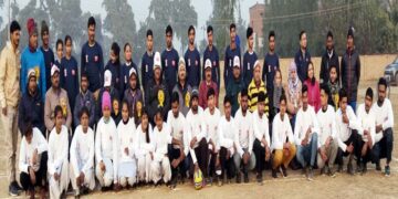 वालीबाल प्रतियोगिता में अलापुर विजेता एवं उनौला उपविजेता