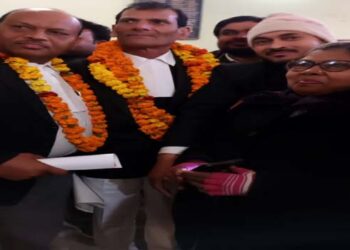 जिला बार एसोसिएशन के नवनिर्वाचित पदाधिकारियों ने ली पद एवं गोपनियता की शपथ