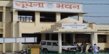 लखनऊ ट्रेनिंग पर गए चार पीसीएस अफसर, बिल्सी-दातागंज के फिर बदले एसडीएम