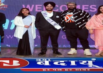 ब्लूमिंगडेल स्कूल में 12वीं के बच्चों को दी विदाई