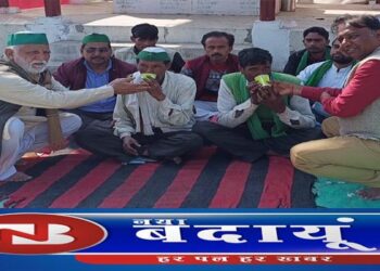 भूंख हड़ताल खत्म, 36 किसानों को मिलेगी तालाब की जमीन