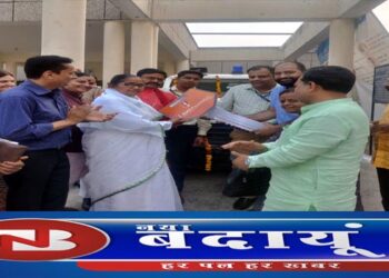 वृद्धजनों के हितार्थ को राज्यमंत्री ने एबुलेंस का किया लोकापर्ण