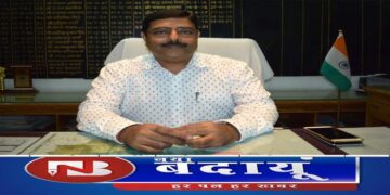 संभल कोल्ड स्टोर हादसा के मृतकों को बदायूं प्रशासन ने दिए पांच-पांच लाख