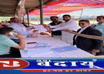 बदायूं में वार्ड नंबर एक से डॉ. आशू ने कराया नामांकन