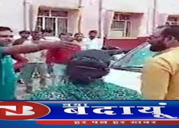 सीतापुर जिला अस्पताल में एबुलेंस के आगे भाजपा नेता ने लगाई कार, मरीज की मौत