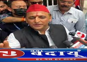 अखिलेश बोले सवाल पूछो तो जबाव में सिर्फ तमंचा बोलते….