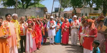शिव मंदिर में देवी देवताओं की हुई प्राण प्रतिष्ठा