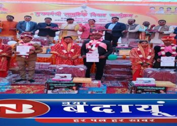 मुख्यमंत्री सामूहिक विवाह : गाजे-बाजे के साथ बेटियों को दी विदाई