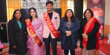 मदर एथीना स्कूल में धूमधाम से मनाई गई फेयरवेल पार्टी