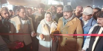 तिरंगा व एलईडी लाइटों संग विकास कार्यों से चमक रहा बदायूं