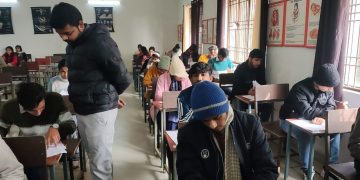 बदायूं में शिखर विज़डम क्वेस्ट 2025 : प्रतियोगिता में 1413 विद्यार्थियों की सहभागिता 