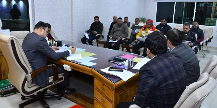 6 मार्च को होगा मतदाता सूची का अंतिम प्रकाशन, DM ने राजनीतिक दलों के साथ की बैठक