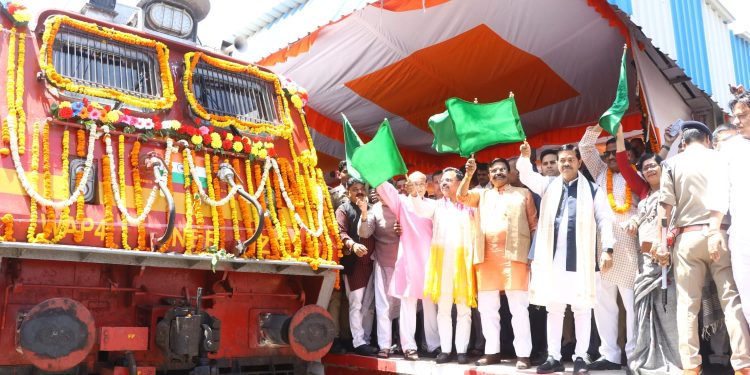 बदायूं से दिल्ली इंटरसिटी एक्सप्रेस 16 अप्रैल से नियमित चलेगी