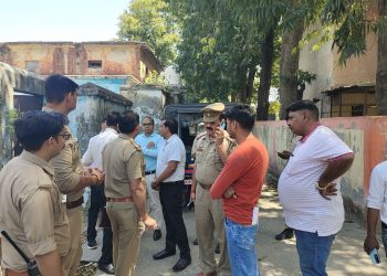 जिला अस्पताल के सरकारी आवास में मिला डॉक्टर का शव, हड़कंप