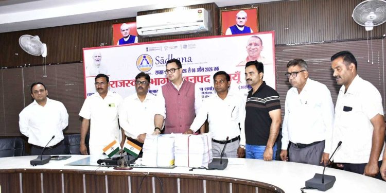 एसआईआर : बदायूं में 390080 मतदाता सूची से हटाएं, 2028328 मतदाता कर सकेंगे मतदान