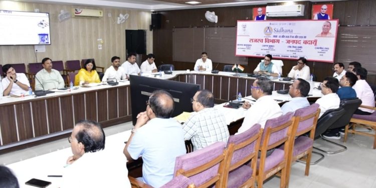 जनगणना 2027 : पारदर्शिता के साथ समाज में जागरूकता जरूरी : डीएम