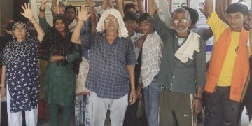 उझानी में बिजली समस्या को लेकर बहादुरगंज के लोगों ने काटा हंगामा