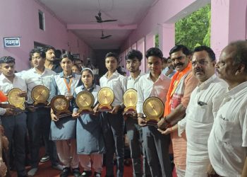 द्रौपदी देवी सरस्वती विद्या मंदिर इंटर कॉलेज बदायूं में संपन्न हुआ प्रतिभा सम्मान समारोह