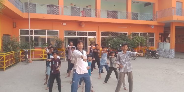 आठ दिवसीय ग्रीष्मकालीन विशेष अभिरुचि प्रशिक्षण का समापन