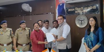 बिजली व्यवस्था नहीं सुधरी तो सड़कों पर उतरेगा व्यापारी समाज