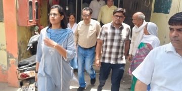 जिला अस्पताल की चिकित्सा सुविधाओं को सीडीओ ने परखा