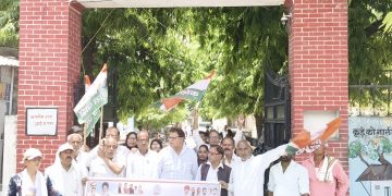 महोबा की छात्रा को न्याय दो, दोषियों पर को सजा दी जाये