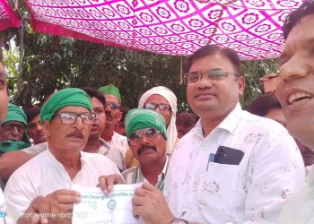 एआरटीओ कार्यालय पर भाकियू ने किया आंदोलन, भ्रष्टाचार की पोल खोली