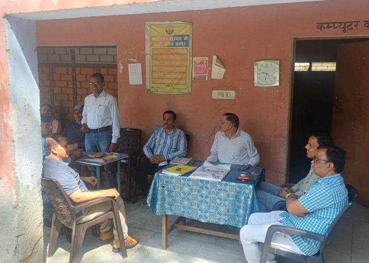 शिक्षकों की समस्याओं के समाधान को एकजुट होकर करते रहेंगे संघर्ष : मुन्नालाल शाक्य
