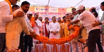 पर्यटन मंत्री एवं केंद्रीय राज्य मंत्री ने कछला में कायाकल्प की रखी नींव