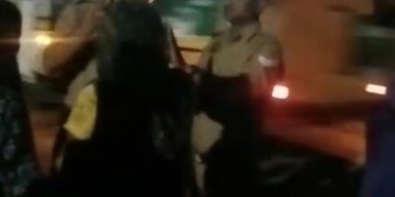 मारपीट के घायल की मौत पर थाने पर हंगामा, पुलिस पर लाठीचार्ज और कार्रवाई न करने के आरोप