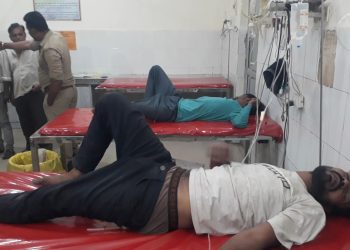 भाई से विवाद के बाद युवक ने जहर निगला, पुलिस की तत्परता से अस्पताल पहुंचा