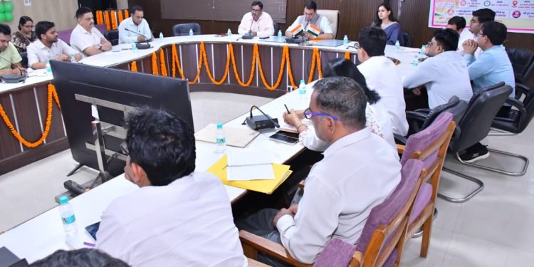 जनगणना में पूछे जायेंगे 33 सवाल, स्वंय भी कर सकते हैं जनगणना
