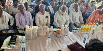किसानों को पढ़ाया नैनो यूरिया और डीएपी इस्तेमाल का पाठ