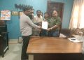 बदायूं में बिसौली विधायक से मिले छंटनी में हटाए गए कर्मचारी, न्याय की लगाई गुहार