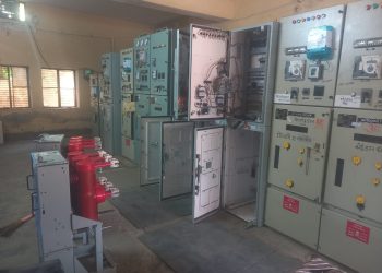 बिजली घर की बीसीबी मशीन में घुसा चूहा, 50 गांव की बिजली गुल