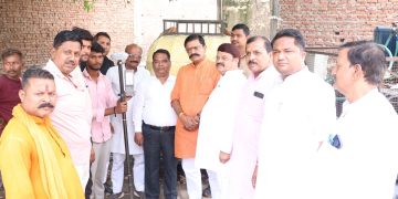 विधायक महेश गुप्ता के प्रयास पर सीवरेज व्यवस्था को लगे पंख, बदायूं शहर के चार वार्डों में सर्वे शुरू
