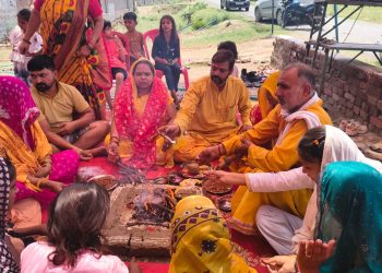 यज्ञ से सुगंधित होता है वातावरण, आते हैं सद्गुण : संजीव