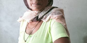 वजीरगंज में ऊंचे ब्रेकर से उछलकर बाइक सवार आशा कार्यकर्ता गिरी, घायल