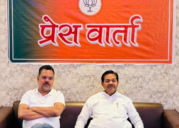 विकास की पटरी पर दौड़ेगा बदायूं, लखनऊ रेल सेवा को मिली मंजूरी : बीएल वर्मा