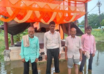 96 बीघा निजी तालाब को लेकर 36वें दिन भी अनिश्चितकालीन धरना जारी, आंदोलन तेज करने की चेतावनी