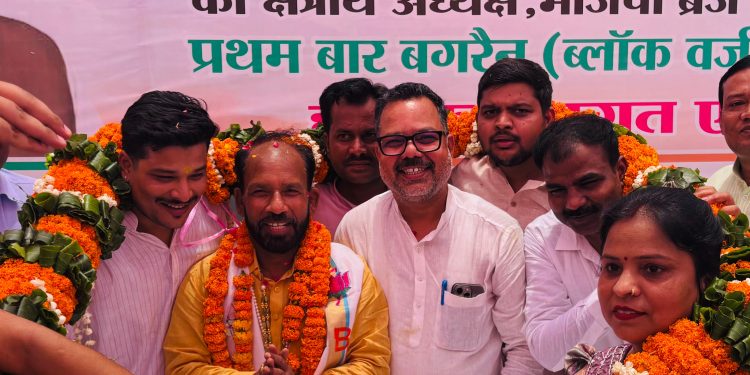 बिसौली में भाजपा ब्रज क्षेत्र अध्यक्ष पूरनलाल लोधी का भव्य स्वागत, कार्यकर्ताओं में दिखा उत्साह