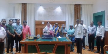 पालिकाध्यक्ष फात्मा रज़ा ने 17 गोवंश पालकों को सौंपे सहायता राशि के चेक