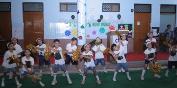 नर्सरी छात्रों के लिए फ्रेशर्स-डे का आयोजन, रंगारंग कार्यक्रमों से गूंजा विद्यालय परिसर