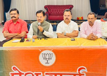लखनऊ से जुड़ी बदायूं के विकास की पटरी, कल से चलेगी बदायूं से लखनऊ को ट्रेन