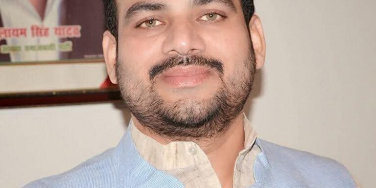 सिर्फ इस्तीफा नहीं, शिक्षा व्यवस्था में सुधार भी जरूरी : ब्रजेश यादव