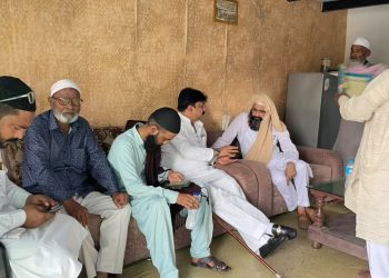 ककराला में गमगीन माहौल : हजरत गाजी मियां हुजूर की वालिदा का इंतकाल, पूर्व मंत्री आबिद रज़ा ने दी सांत्वना