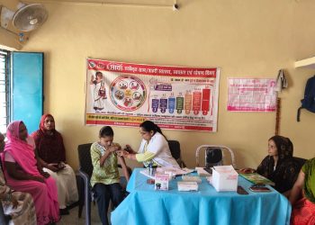 बदायूं में HPV टीकाकरण अभियान : 286 केंद्रों पर 3313 बच्चियों को लगा टीका