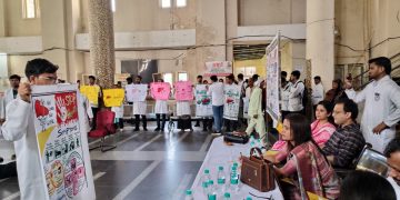 विश्व हेपेटाइटिस दिवस पर राजकीय मेडिकल कॉलेज में जागरूकता कार्यक्रम, संगोष्ठी व नुक्कड़ नाटक से दिया संदेश