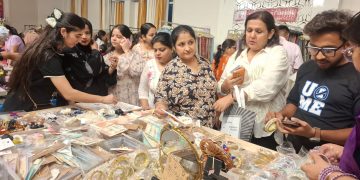 तीज-राखी के अवसर पर महिला सशक्तिकरण की मिसाल बनी भव्य प्रदर्शनी, देशभर की महिलाओं ने लगाए स्टॉल